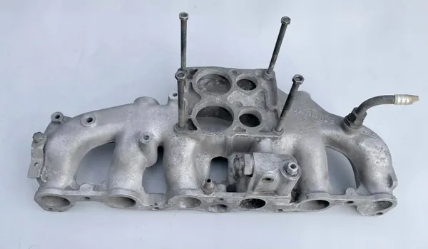 Mercedes-Benz W123 M110 2.8 Inlaatspruitstuk OEM R1101411401 image 2