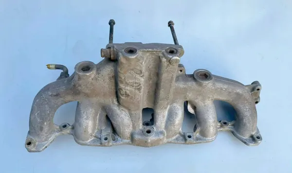 Mercedes-Benz W123 M110 2.8 Inlaatspruitstuk OEM R1101411401 image 7