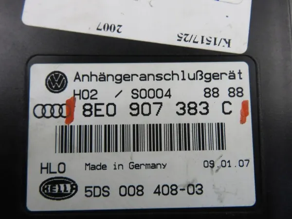 Unité de contrôle attelage OEM 8E0907383C d'occasion image 7