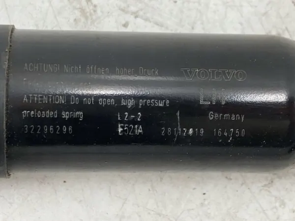 Actuador de portón Volvo XC40 izquierdo 6 pines OEM 32296296 image 6