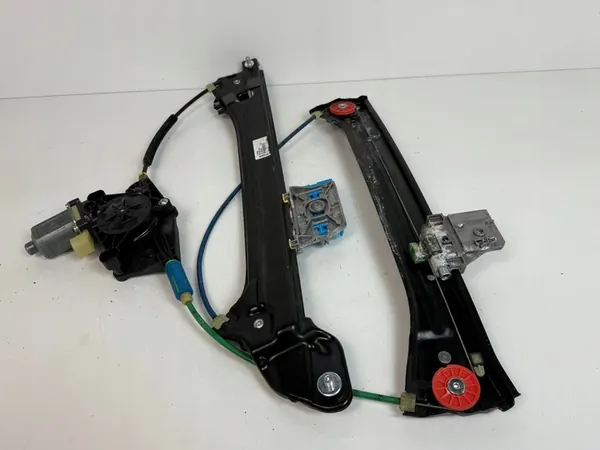 Audi A5 2019 Oikea ikkunanostin moottorilla image 2