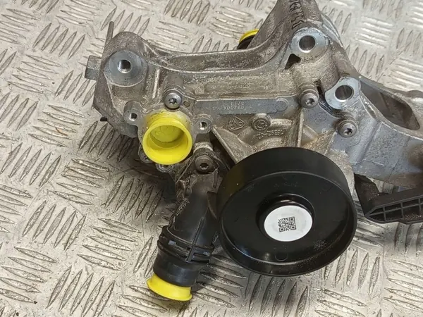 Pompe à eau BMW OE 8650986 pour G20 G30 G42 image 9