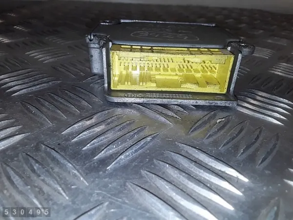 2003 Ford Galaxy ECU 1C0909605F image 3
