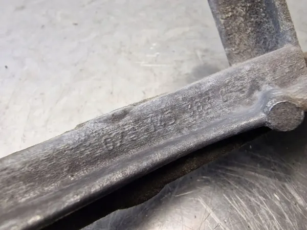 Suporte bomba direção Audi A6 C5 OEM 078145383C image 3