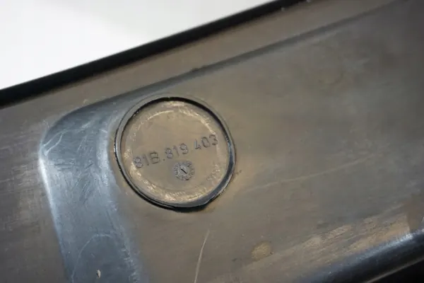 Escudo Inferior Audi Q2 OEM 81B819403 - Usado image 6