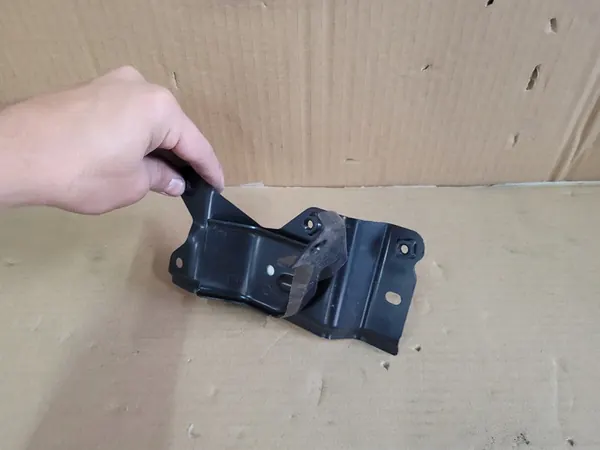 Vänster främre stötfångarfäste Mazda CX-5 KDPW-52-240 image 4