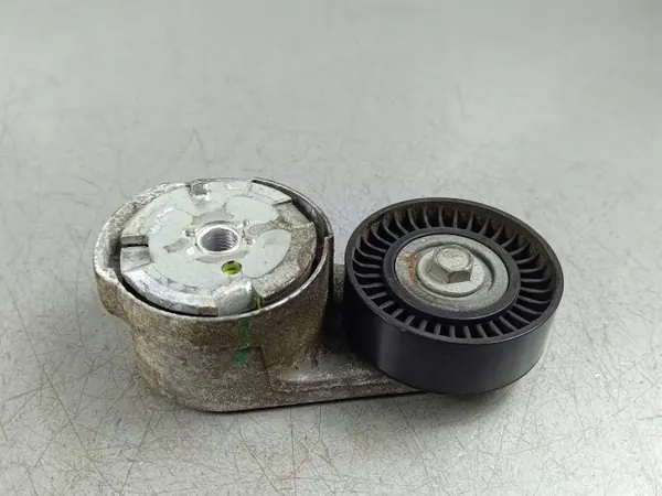 Tensor de correa alternador Jeep OE FOB51180 - Usado image 2