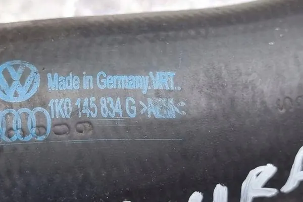 Tubo intercooler VW TOURAN 1.9L Diesel 2005 OEM 1K0145834G image 4