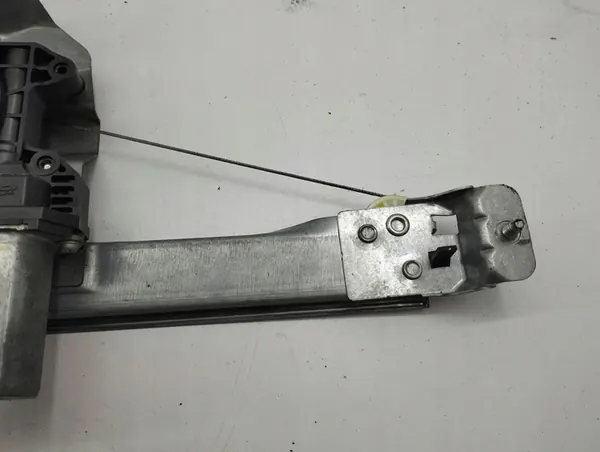 Regulador de janela lado direito Renault Clio IV 2014 image 7