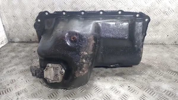 Cárter de aceite BMW usado OEM 123XXX para E91 2.0 B image 6