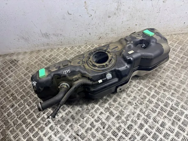 Hyundai Kona I 2020 Polttoainesäiliö OEM 31171CM000 image 5