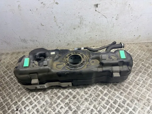 Hyundai Kona I 2020 Polttoainesäiliö OEM 31171CM000 image 6