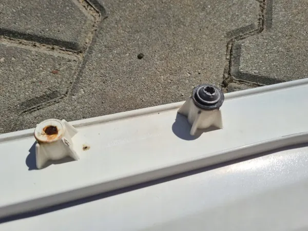 DRZWICZKI SCHOWKA PRAWE RENAULT PREMIUM DXI - Rechte Handschuhfachklappe image 4