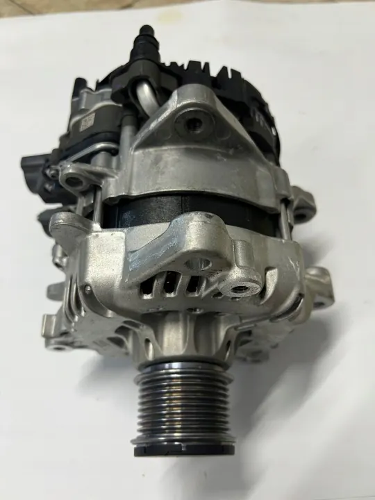 Alternateur d'occasion OEM 5A716F0 pour BMW Série 5 image 2