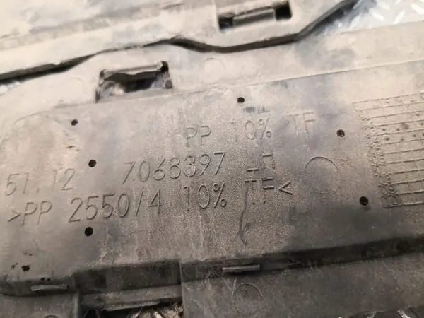 Mini OE Lüftungsgitter OEM 7068398 - Gebraucht image 3