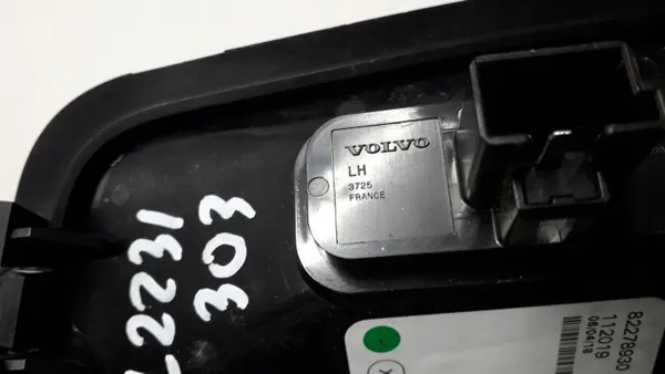 Volvo FH4 katon äärivalaisin LED OEM 82278930 image 4