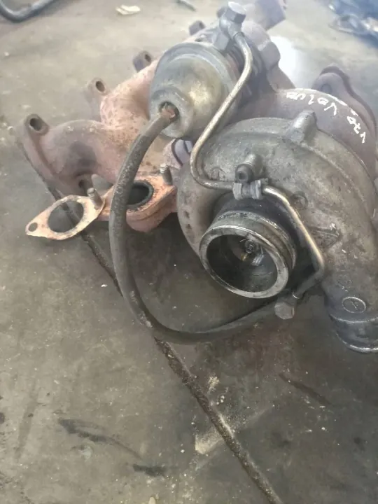 Turbo d'occasion OEM 074253033K pour Volvo V70 II image 3