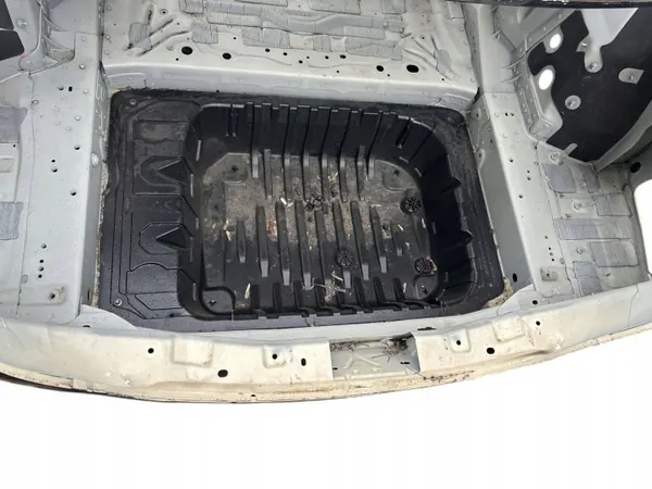 Panneau arrière Mercedes-Benz E W213 OEM w213 image 3