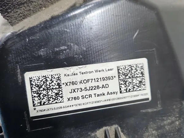 Tanque AdBlue usado OEM IMPRK1546690 para Jaguar XE image 5