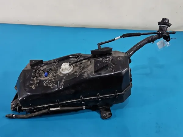 Tanque AdBlue usado OEM IMPRK1546690 para Jaguar XE image 6
