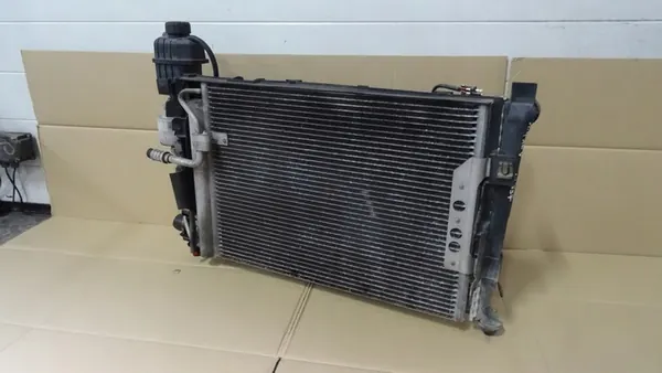 MERCEDES W168 1.4 16V Kylarrubrik 1685000202 image 3