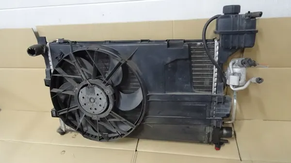 MERCEDES W168 1.4 16V Kylarrubrik 1685000202 image 6