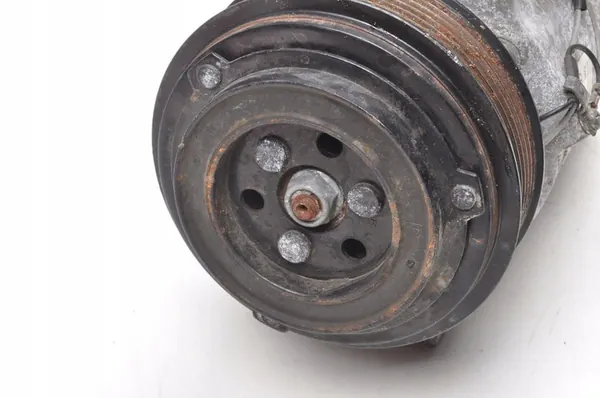 ILMASTOINTIKOMPRESSORI MERCEDES W205 2.2 CDI A0008303902 image 2