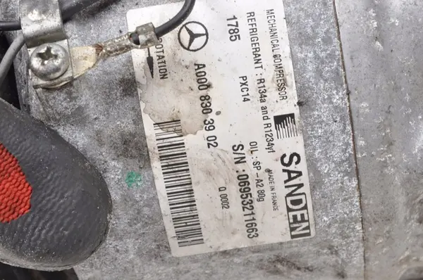 ILMASTOINTIKOMPRESSORI MERCEDES W205 2.2 CDI A0008303902 image 4