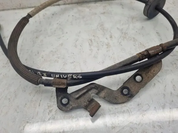 Cable de freno de mano Audi OEM 8E0609721AH - Usado image 3