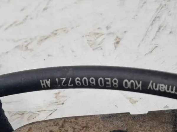 Cable de freno de mano Audi OEM 8E0609721AH - Usado image 5