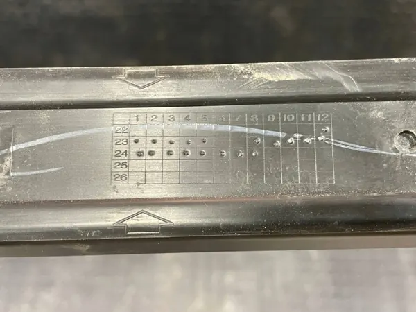 Hyundai Kona II Dachreling links OEM 87277-BE000 image 10