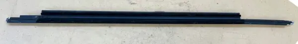 Rascador de Puerta Audi Q3 Derecho Delantero OEM 8U08532842ZZ image 5