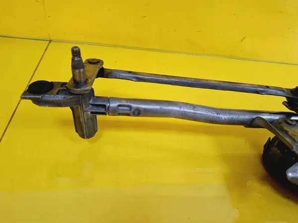 Tuulilasinpyyhkijän moottorin mekanismi eteen VW Lupo 6X1955603A image 8