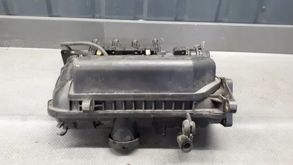 Intake Manifold AUDI A3 8P 1.8 06A133205D image 4