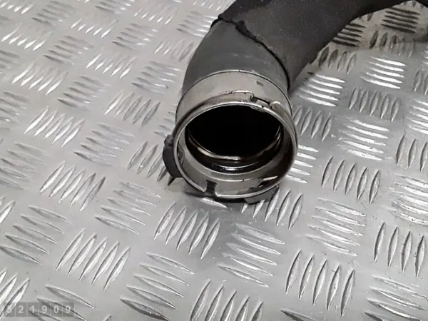 BMW 2 Series F46 Slang OEM 851133804 image 3