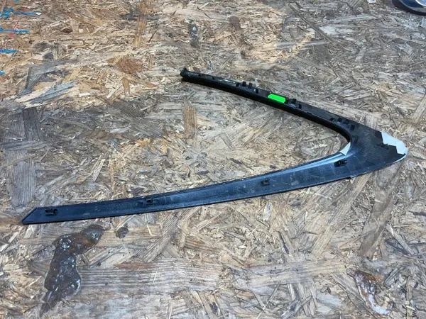 OEM A2546730100 S2601B022 Vasen Takaikkunaluisti image 6