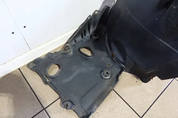 Mercedes CL Etu Oikea Pyöränkaari OEM A2156980830 image 3
