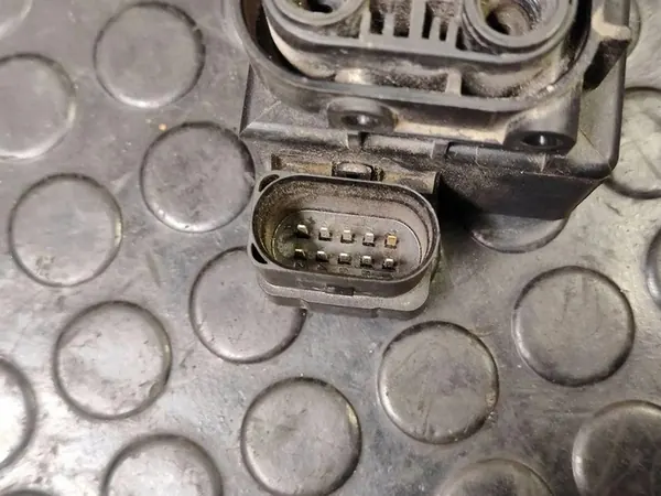 Module de suspension pneumatique VW TOUAREG 15152400332 image 1