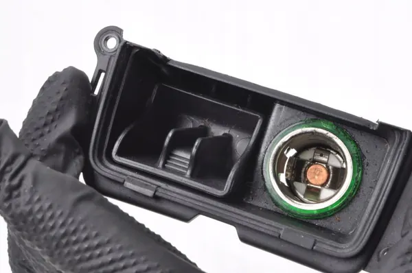 Allume-cigare Ferrari California 4.3 OEM 1234 image 3