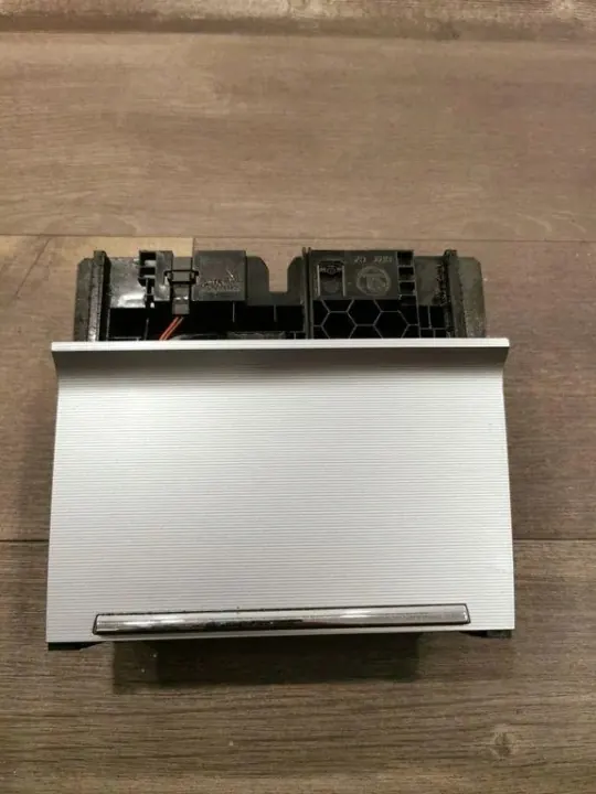 Askfat Skoda Octavia I OEM 5E1863077 - Begagnad image 2