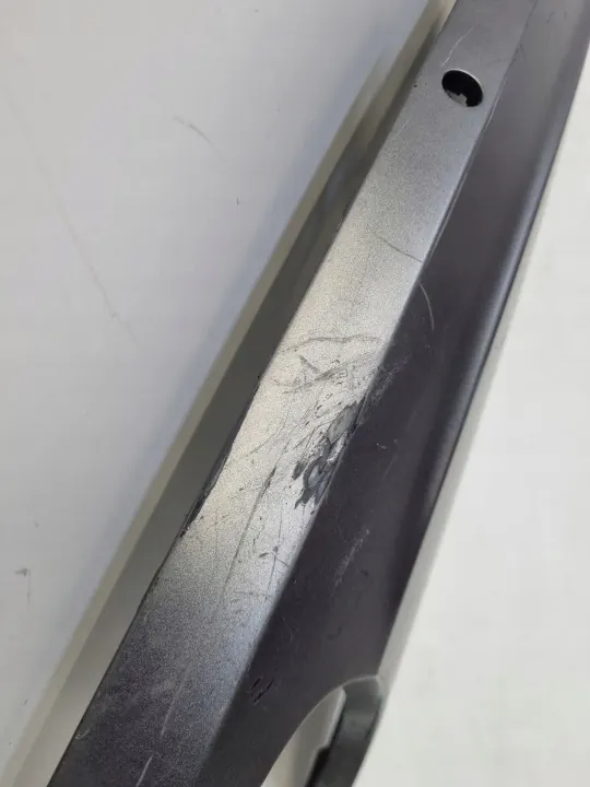 Spoiler parachoques trasero Bentley Bentayga OEM 36A807521 image 4