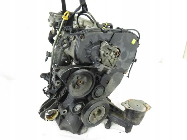 Alfa Romeo 147 1.9 JTD Motor OEM 937A2000 image 3