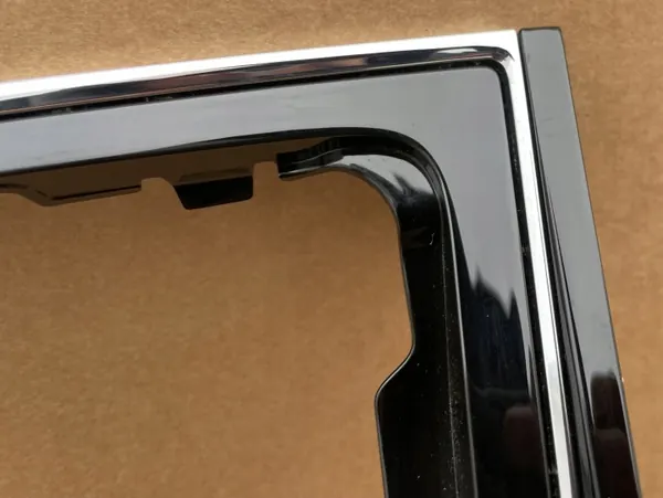 Skoda Ram Panel OEM 566863212A Piano Svart image 3