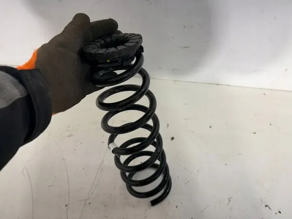 Kia Sportage V achterveringveer OEM 55330-CJCA0 image 3