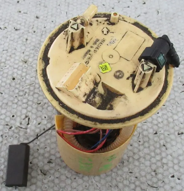 Brandstofpomp FORD KA MK2 1.3 CTDI 51856923 image 2