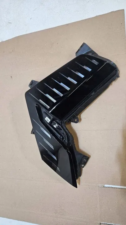 OEM 266002703R Lámpara DRL Derecha para Renault Clio V image 2
