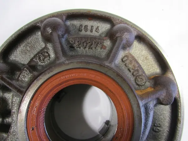 Pompe à huile boîte automatique Mercedes OEM R2032710701 image 4