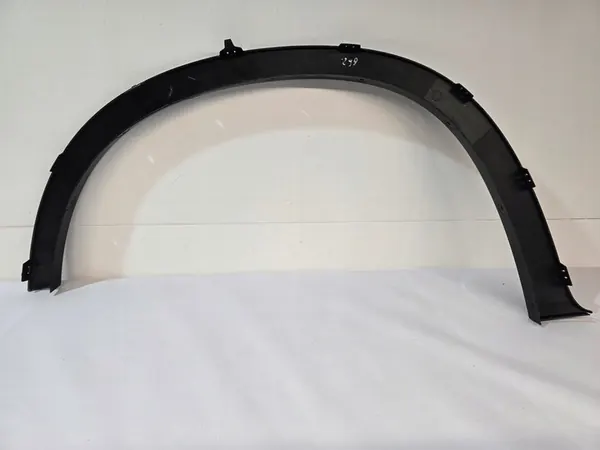 BMW X5 E70 Oikea Etulokasuoja 51777158428 image 10