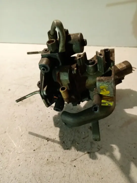 Renault 19 Kaasutin OEM 7700735313 - Käytetty image 3