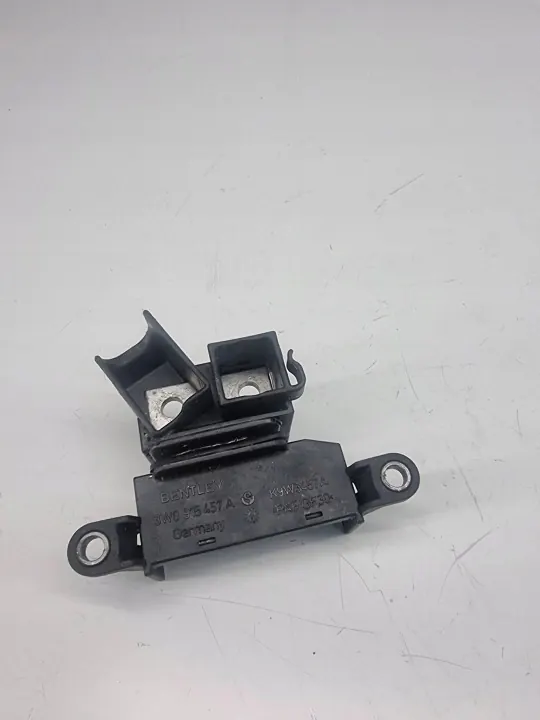 Fusível relé bateria OEM 3W0915457 Bentley Continental image 2